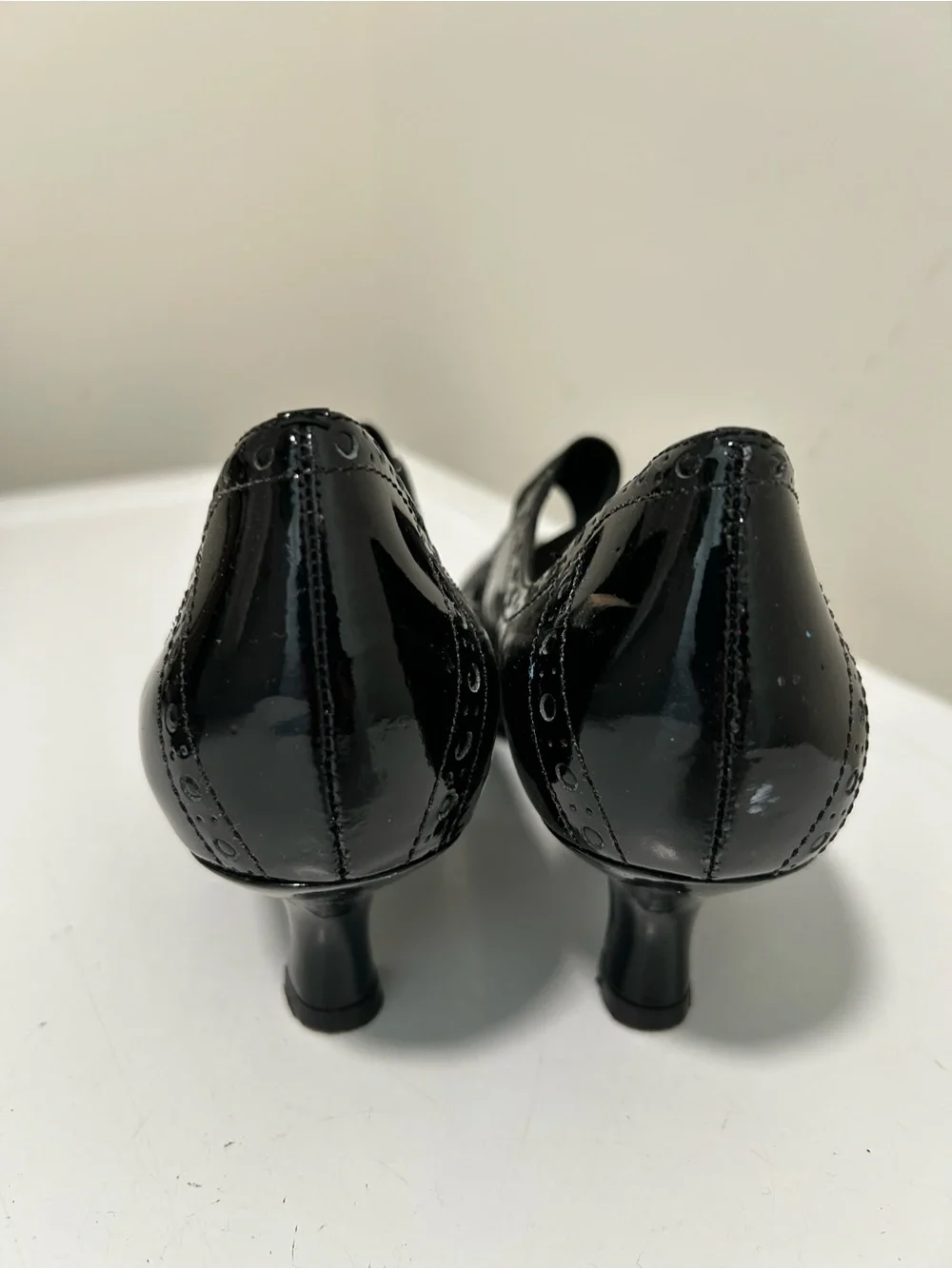 Franco Sarto Black Patent Leather Mary Jane Pumps Brogue Detail Size 7.5 M